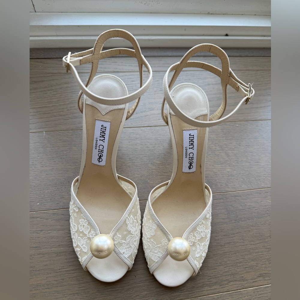 Jimmy Choo Sacora 85